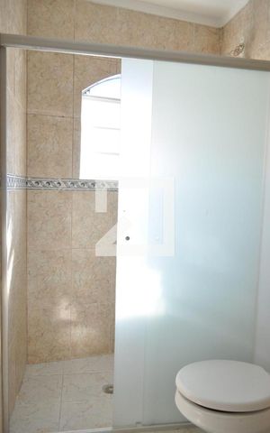Casa à venda com 125m², 3 quartos e 2 vagasBanheiro