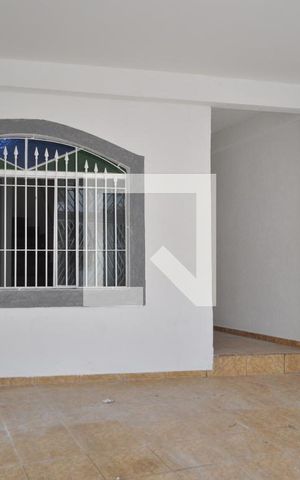 Casa à venda com 125m², 3 quartos e 2 vagasGaragem