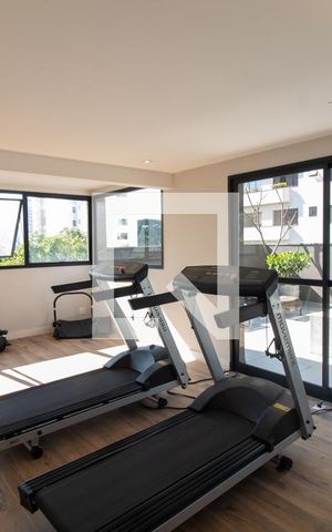 Studio para alugar com 26m², 1 quarto e sem vaga Studio para alugar com 26m², 1 quarto e sem vagaÁrea comum - Academia
