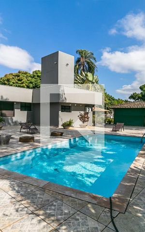 Casa à venda com 7272m², 5 quartos e 20 vagas Casa à venda com 7272m², 5 quartos e 20 vagasPiscina
