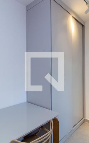 Apartamento à venda com 26m², 1 quarto e sem vaga Apartamento à venda com 26m², 1 quarto e sem vagaSala/Quarto