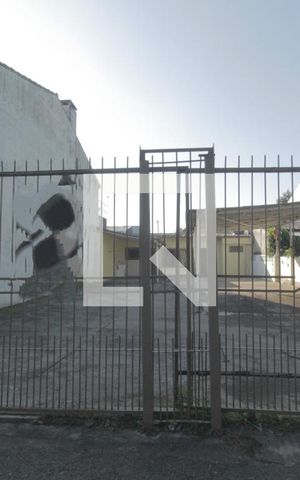 Casa à venda com 300m², 3 quartos e 6 vagasFachada
