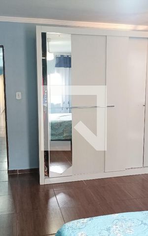 Casa à venda com 190m², 4 quartos e 2 vagas Casa à venda com 190m², 4 quartos e 2 vagasquarto 01