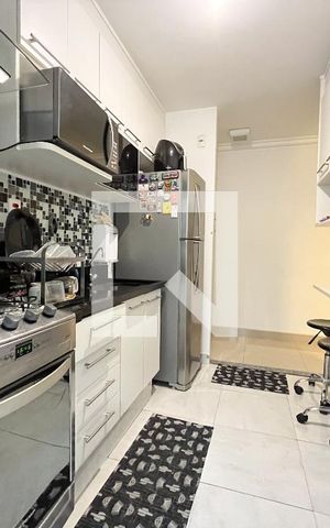 Apartamento à venda com 102m², 3 quartos e 2 vagas Apartamento à venda com 102m², 3 quartos e 2 vagasCozinha