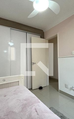 Apartamento à venda com 102m², 3 quartos e 2 vagas Apartamento à venda com 102m², 3 quartos e 2 vagasQuarto 2