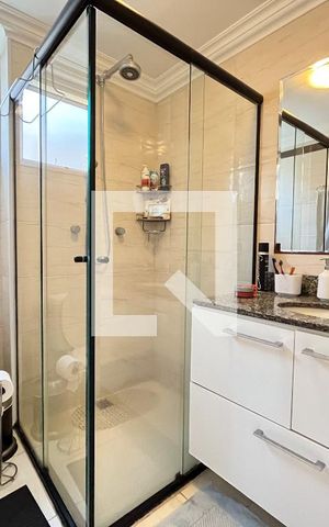 Apartamento à venda com 102m², 3 quartos e 2 vagas Apartamento à venda com 102m², 3 quartos e 2 vagasBanheiro da Suíte