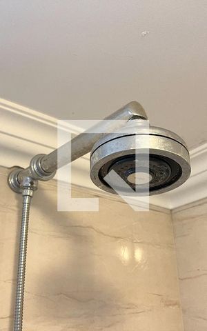 Apartamento à venda com 102m², 3 quartos e 2 vagas Apartamento à venda com 102m², 3 quartos e 2 vagasBanheiro da Suíte