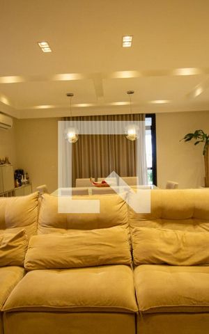Apartamento à venda com 394m², 5 quartos e 4 vagas Apartamento à venda com 394m², 5 quartos e 4 vagasSala
