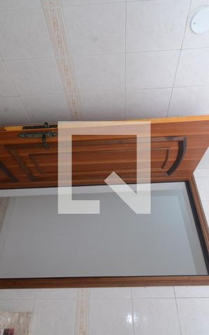 Casa para alugar com 600m², 4 quartos e 5 vagasBanheiro Social