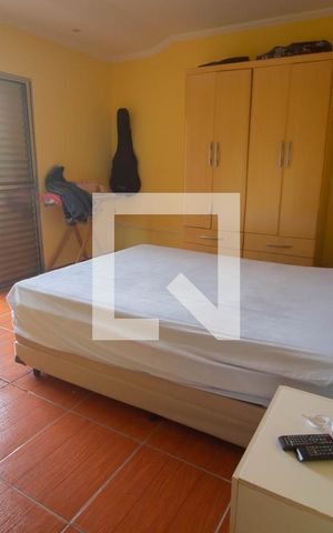 Casa à venda com 300m², 6 quartos e 3 vagas Casa à venda com 300m², 6 quartos e 3 vagasQuarto/suite casa 2
