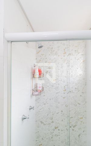 Apartamento à venda com 87m², 3 quartos e 2 vagasBanheiro da Suíte