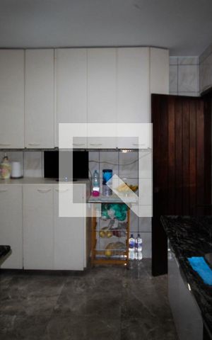 Casa à venda com 150m², 2 quartos e 1 vagaPiso T - Cozinha