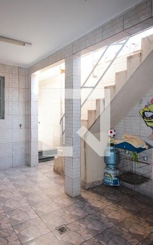 Casa à venda com 150m², 2 quartos e 1 vagaPiso T - Quintal