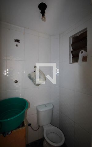 Casa à venda com 150m², 2 quartos e 1 vagaPiso T - Área de Serviço
