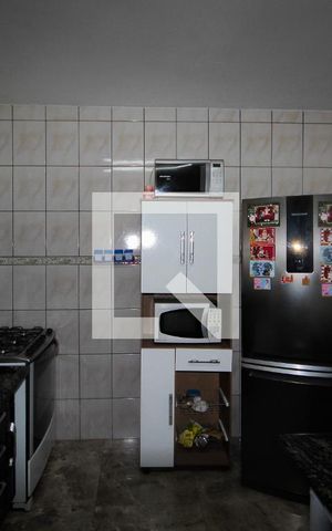 Casa à venda com 150m², 2 quartos e 1 vagaPiso T - Cozinha
