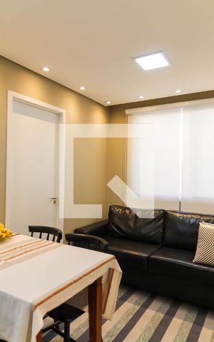 Apartamento à venda com 33m², 2 quartos e 1 vaga Apartamento à venda com 33m², 2 quartos e 1 vagaSala/Cozinha