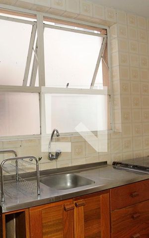 Apartamento para alugar com 70m², 2 quartos e sem vagaCozinha