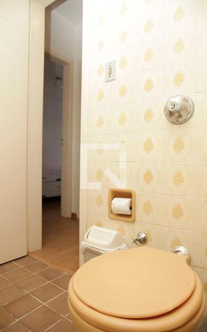 Apartamento para alugar com 70m², 2 quartos e sem vagaBanheiro Social