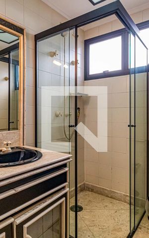 Casa de condomínio à venda com 820m², 4 quartos e 6 vagasSuite 02 - Banheiro