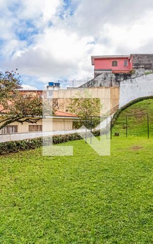 Casa de condomínio à venda com 820m², 4 quartos e 6 vagasArea externa