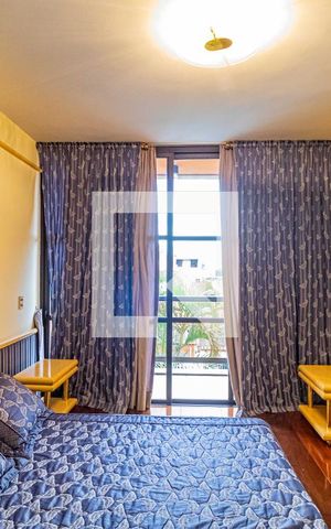 Casa de condomínio à venda com 820m², 4 quartos e 6 vagasSuite 01