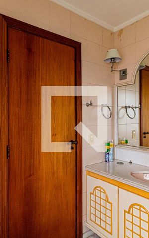 Casa de condomínio à venda com 820m², 4 quartos e 6 vagasSuite 03 - Banheiro