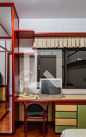 Casa de condomínio à venda com 820m², 4 quartos e 6 vagasQuarto