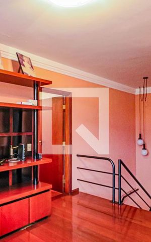 Casa de condomínio à venda com 820m², 4 quartos e 6 vagasSala superior