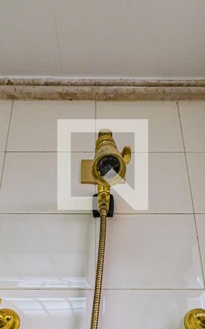 Casa de condomínio à venda com 820m², 4 quartos e 6 vagasSuite 01 - Banheiro