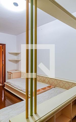 Casa de condomínio à venda com 820m², 4 quartos e 6 vagasSuite 03