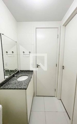 Apartamento para alugar com 35m², 2 quartos e sem vaga Apartamento para alugar com 35m², 2 quartos e sem vagaBanheiro