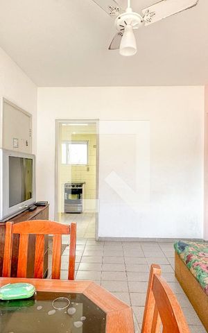 Apartamento para alugar com 70m², 2 quartos e 1 vaga Apartamento para alugar com 70m², 2 quartos e 1 vagaSala