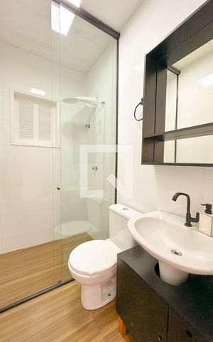 Casa para alugar com 120m², 2 quartos e 1 vagaBanheiro