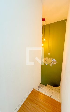 Casa para alugar com 120m², 2 quartos e 1 vagaEscada