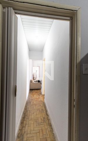 Casa à venda com 100m², 2 quartos e 2 vagas Casa à venda com 100m², 2 quartos e 2 vagasCorrredor