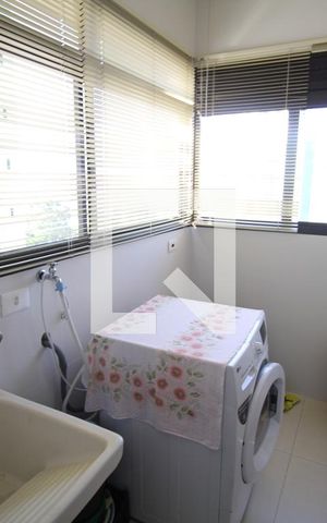 Apartamento à venda com 138m², 3 quartos e 3 vagasLavanderia