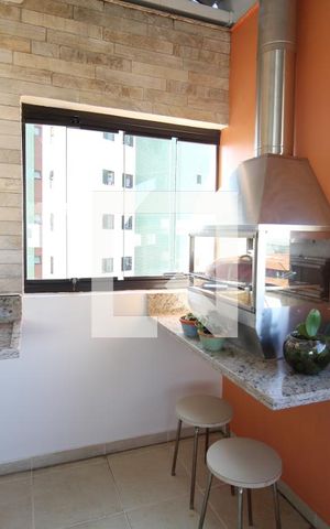 Apartamento à venda com 138m², 3 quartos e 3 vagasVaranda gourmet