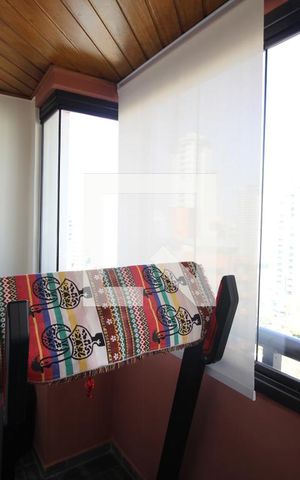 Apartamento à venda com 138m², 3 quartos e 3 vagasVaranda do Quarto 3