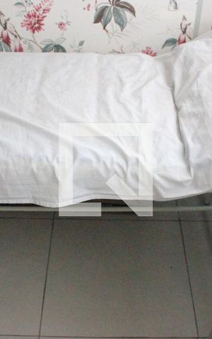 Casa à venda com 110m², 4 quartos e 2 vagasQuarto 4