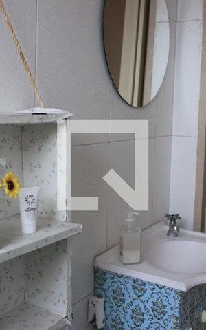 Casa à venda com 110m², 4 quartos e 2 vagasBanheiro 2