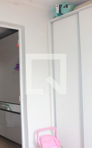 Casa à venda com 110m², 4 quartos e 2 vagasQuarto 2