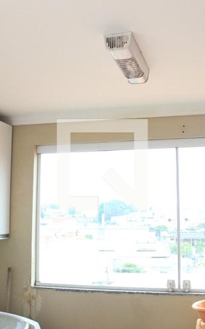 Casa à venda com 110m², 4 quartos e 2 vagasLavanderia 1
