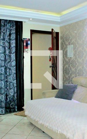 Casa à venda com 110m², 4 quartos e 2 vagasSala