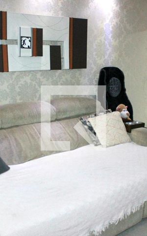 Casa à venda com 110m², 4 quartos e 2 vagasSala