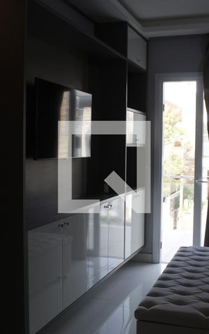 Casa à venda com 140m², 3 quartos e 4 vagasSuíte