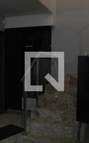 Casa à venda com 140m², 3 quartos e 4 vagasSala
