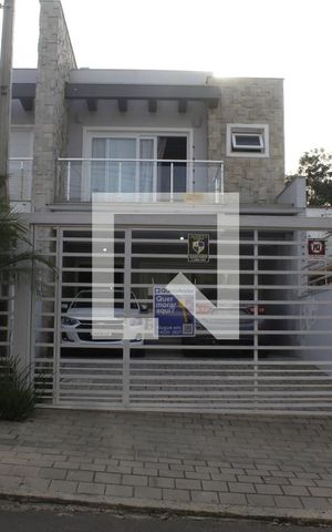 Casa à venda com 140m², 3 quartos e 4 vagasFachada