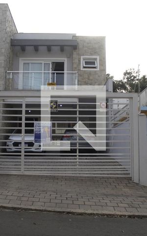 Casa à venda com 140m², 3 quartos e 4 vagasFachada