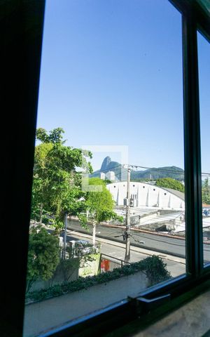 Apartamento à venda com 256m², 4 quartos e 4 vagasDetalhe