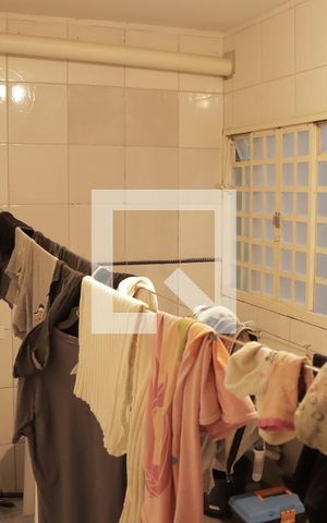 Casa para alugar com 35m², 6 quartos e sem vagaÁrea de Serviço (casa 02)